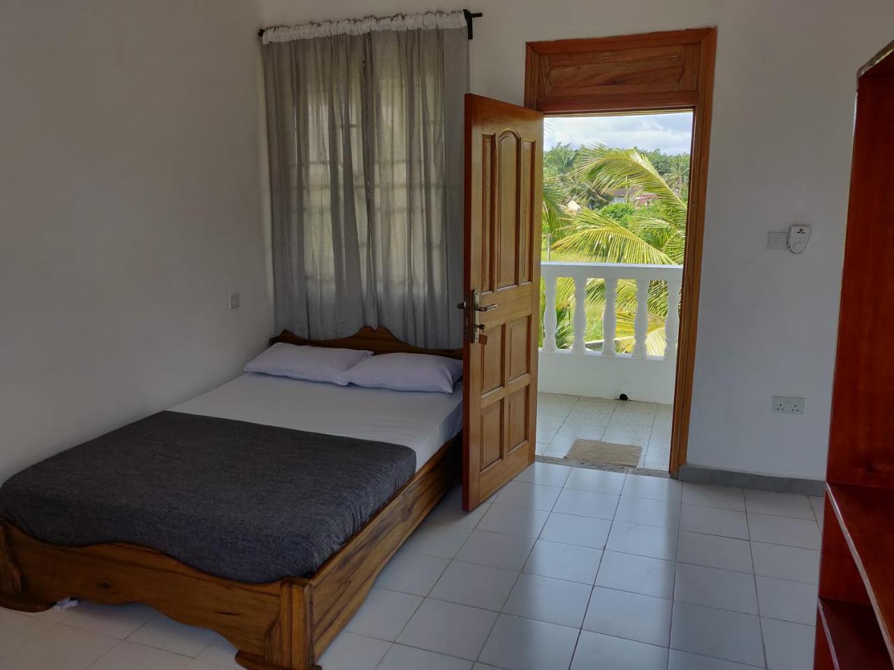 Serenity Haven Lodge Busua Номер фото